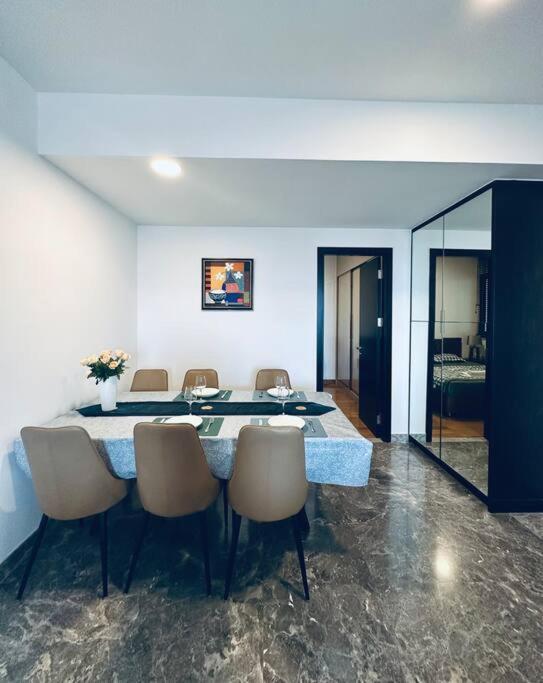 D1Mension 3Br Luxury Condo City Center In Dist 1 호치민 외부 사진