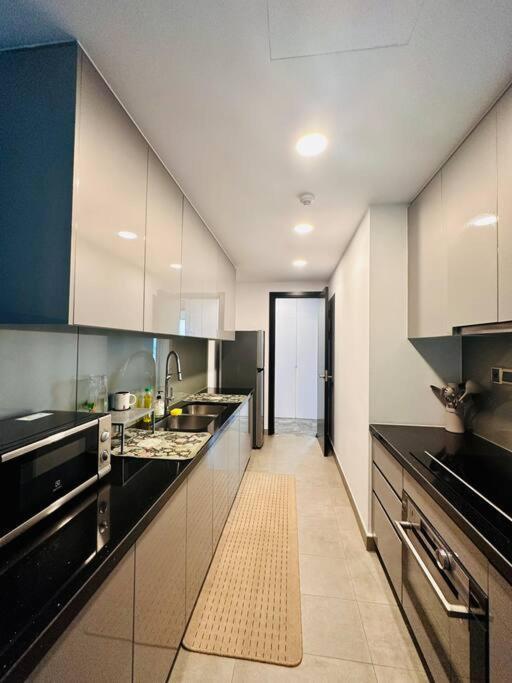 D1Mension 3Br Luxury Condo City Center In Dist 1 호치민 외부 사진
